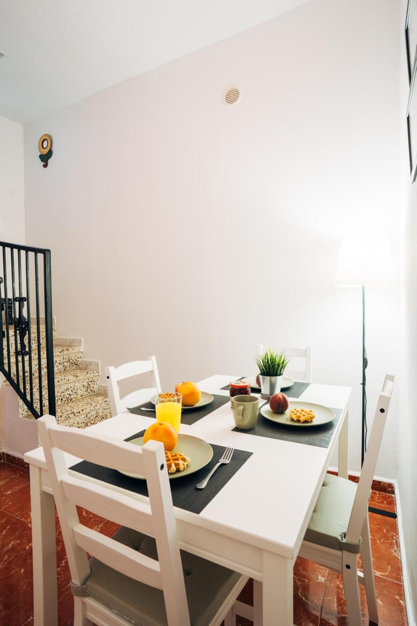 فيلا Atp San Cristobal A 5 Minutos De Puerta Purchena - Alcazaba - Catedral - Wifi Gratis! المرية المظهر الخارجي الصورة